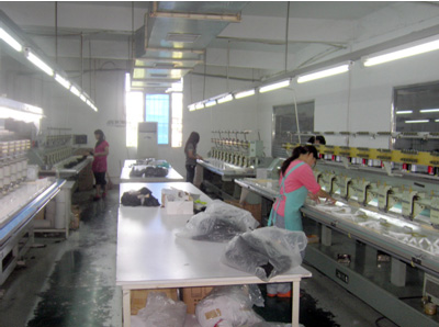 共栄中国工場　刺繍